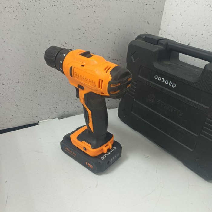 Шуруповерт Вихрь ДА-18Л-2КА