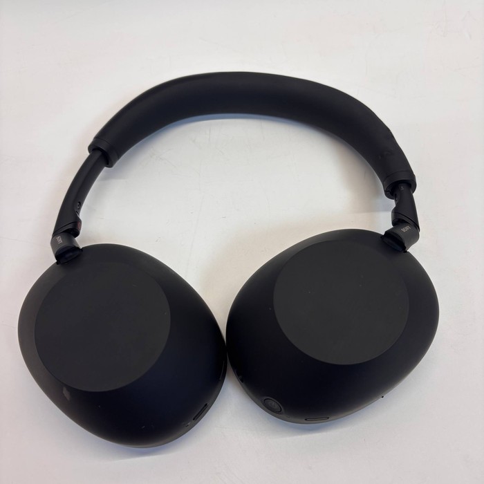 Беспроводные наушники Sony WH-1000XM6