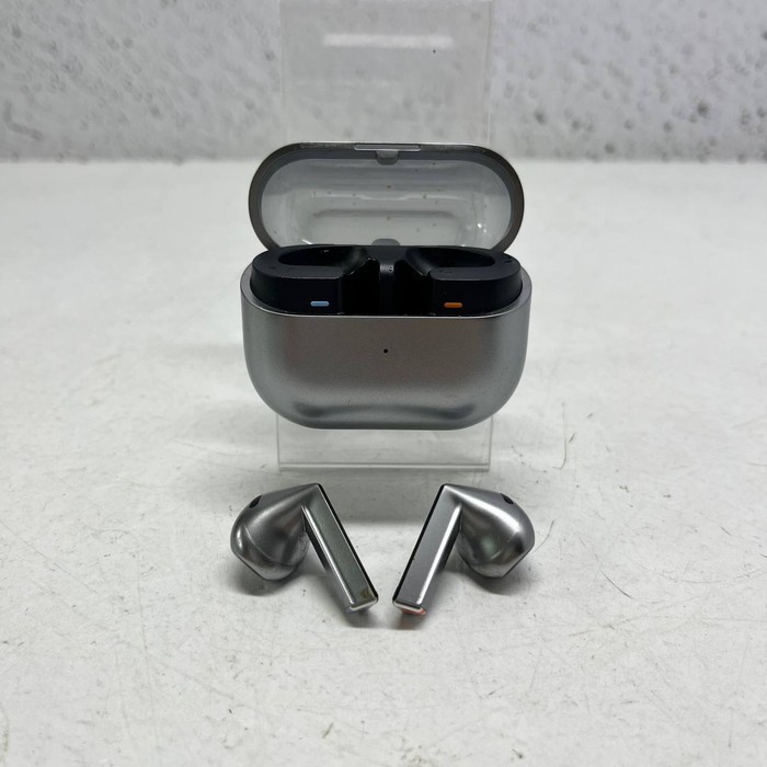 Беспроводные наушники Samsung Galaxy Buds 3