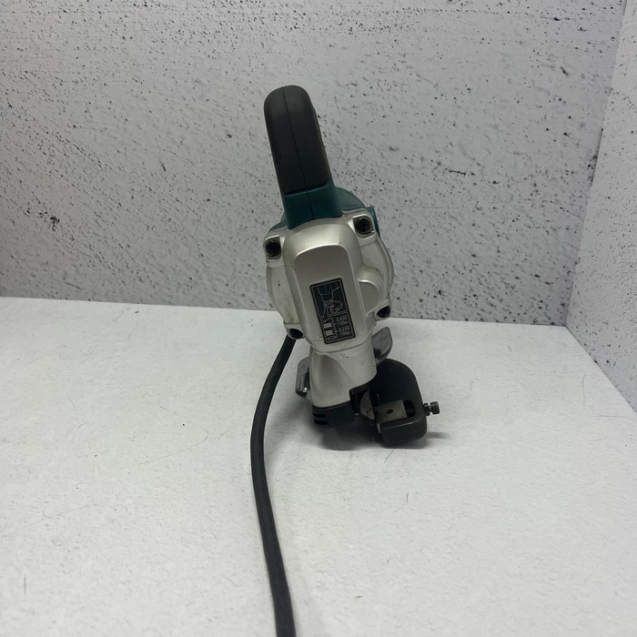 Электроножницы Makita JS3201J