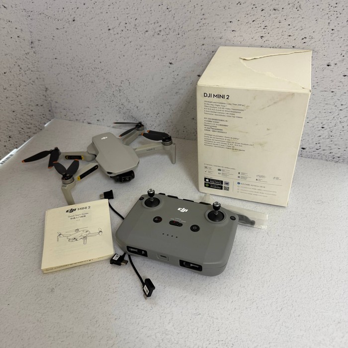 Квадрокоптер DJI MINI2