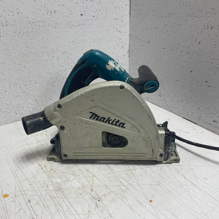 Дисковая пила Makita SP6000