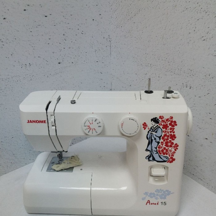 Швейная машина Janome AMI 15