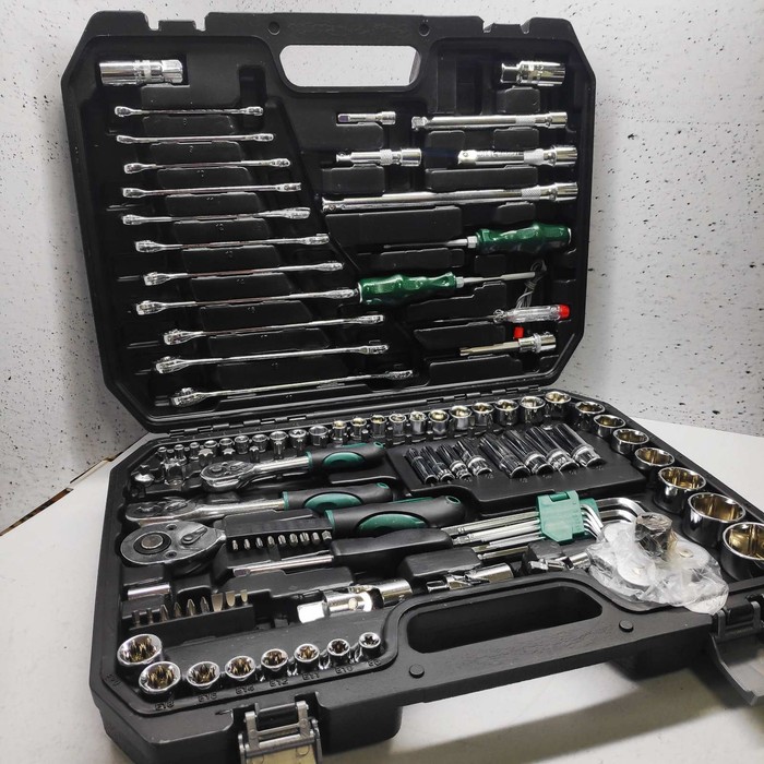 Набор инструментов (большой) Tools 121 предмет