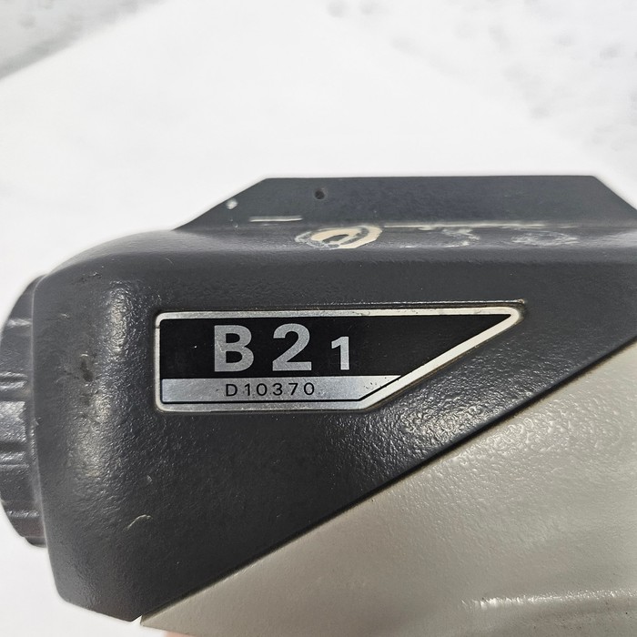 Нивелир Sokkia B21