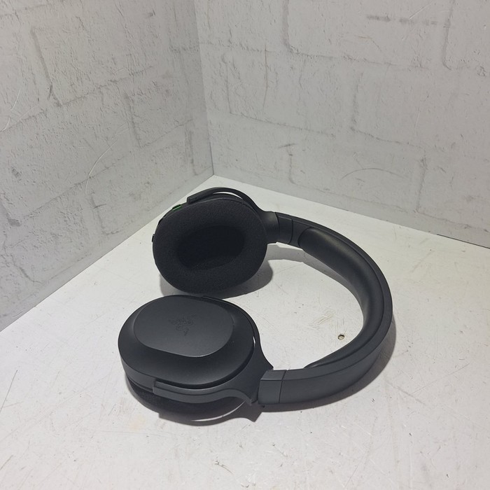 Наушники Razer Barracuda X