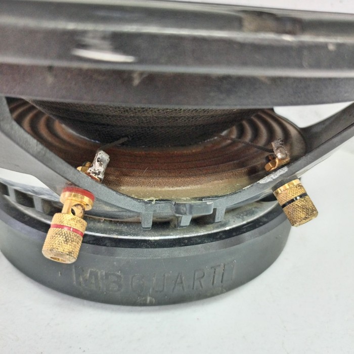 Сабвуфер MB QART P WD 304