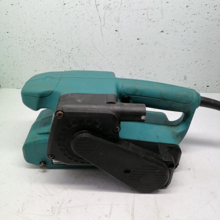 Шлифмашина Makita 9910