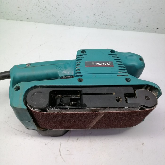Шлифмашина Makita 9910