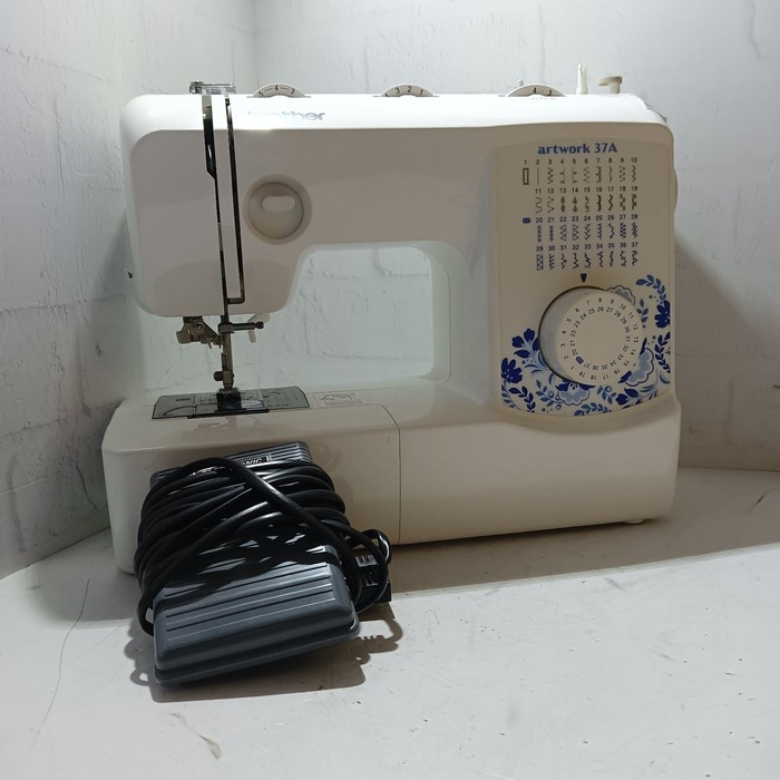 Швейная машина ARTWORK 37A