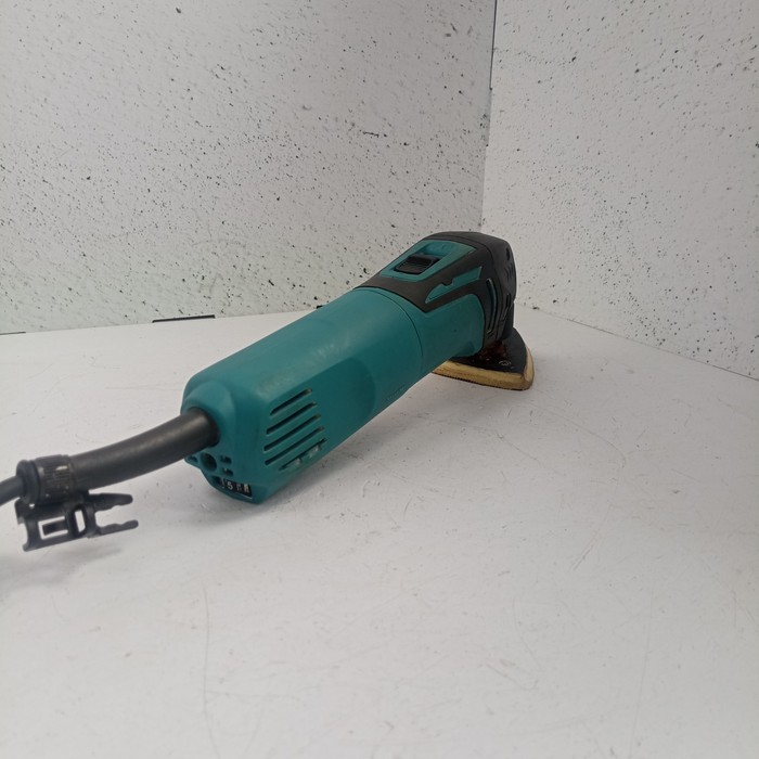 Шлифмашина Makita TM3000C