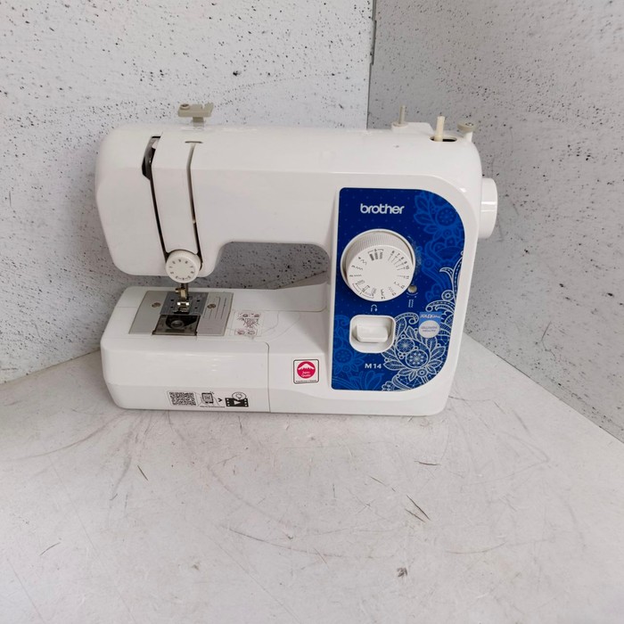 Швейная машина Brother M14