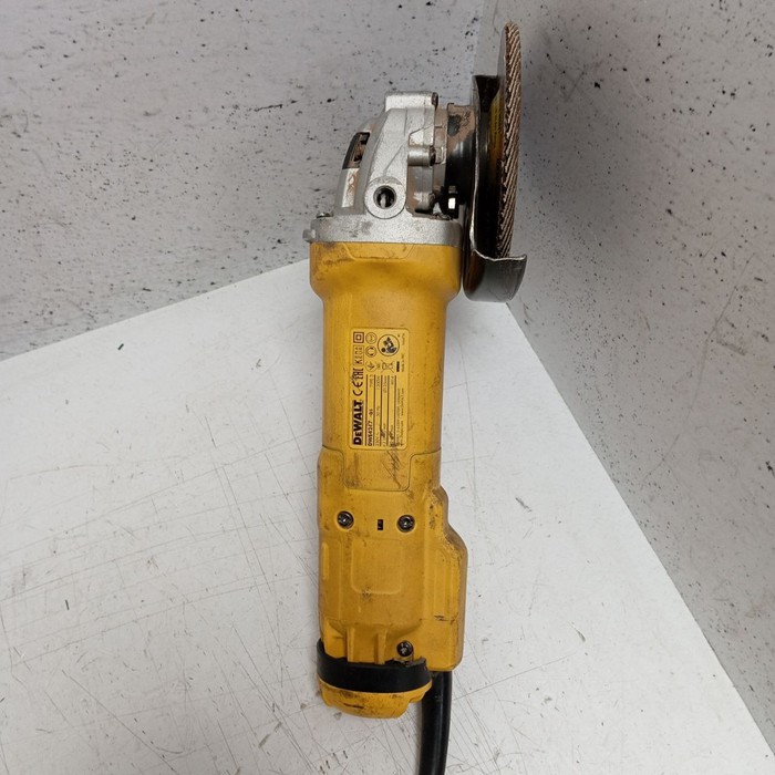 Болгарка DeWalt DWE4217-QS