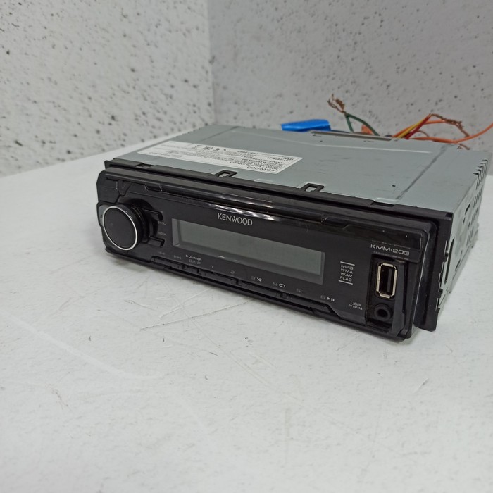 Автомагнитола Kenwood KMM-203