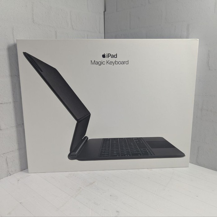 Клавиатура Apple Magic Keyboard для iPad Pro 11 (2024)