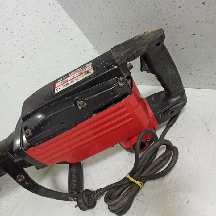 Отбойный молоток Edon PROtech 2200DH