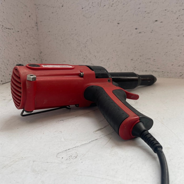 Заклепочник Absolut SKytools SK1008