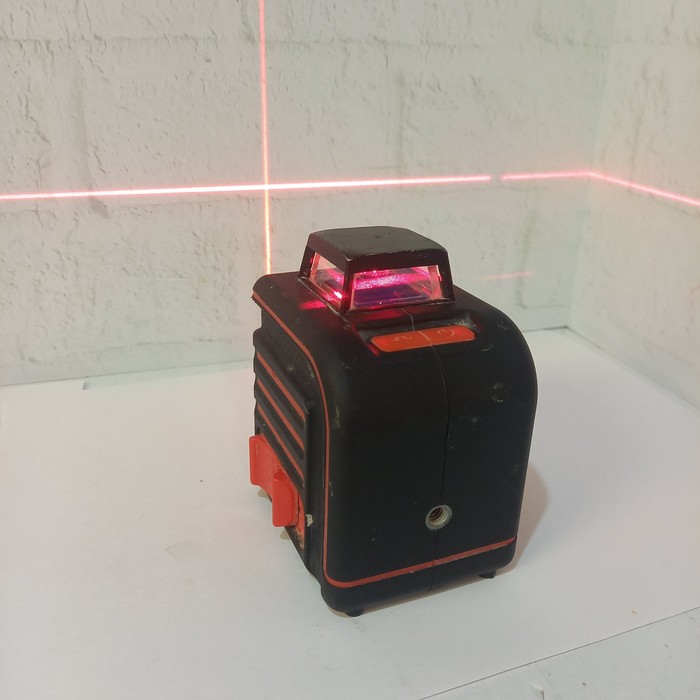 Лазерный уровень ADA Cube 360