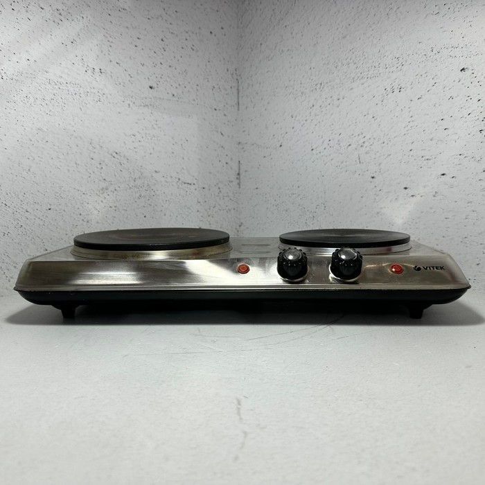 Настольная электрическая плита Vitek VT-3702