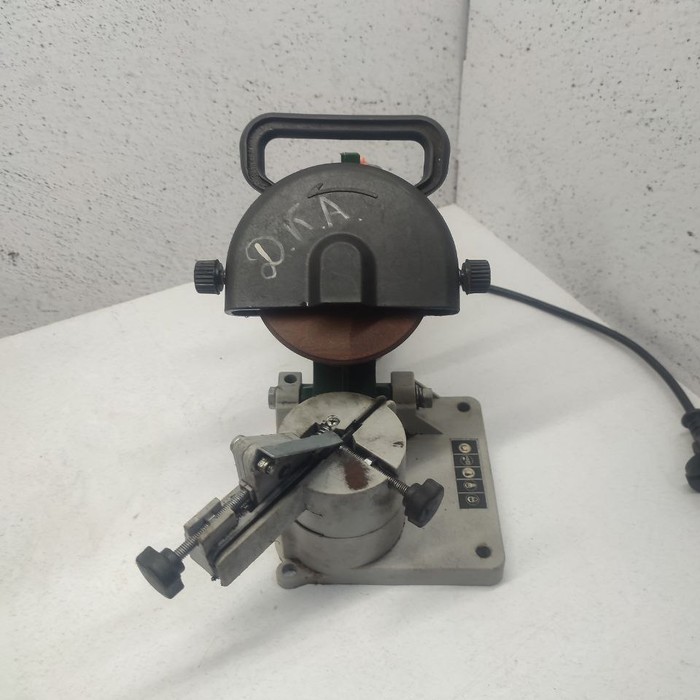 Точильный станок Калибр ЭЗС-220