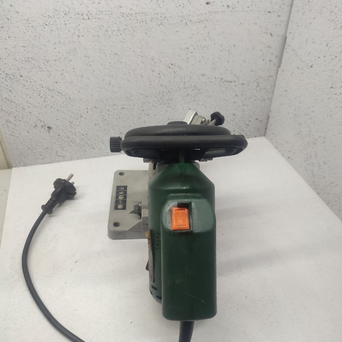 Точильный станок Калибр ЭЗС-220