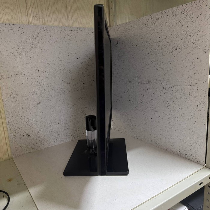 Монитор Samsung S24C570HL