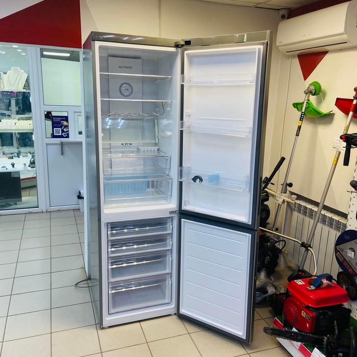 Холодильник Haier C2F637CFMV