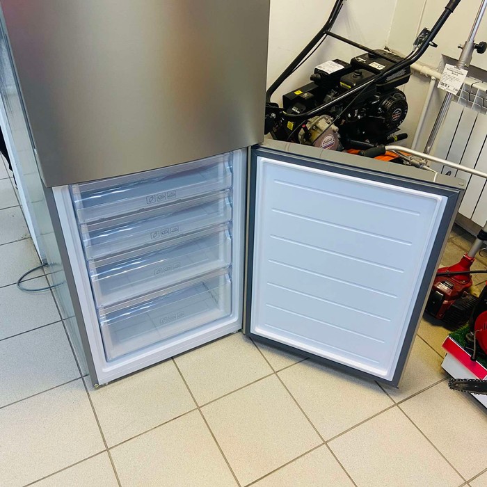 Холодильник Haier C2F637CFMV