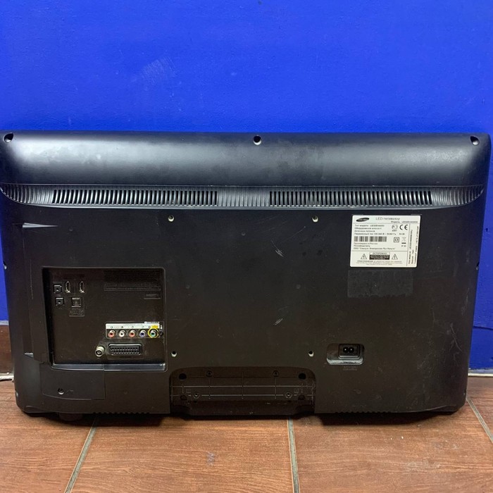 Телевизор Samsung UE32EH4000W