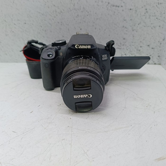 Зеркальный фотоаппарат Canon DS-126371