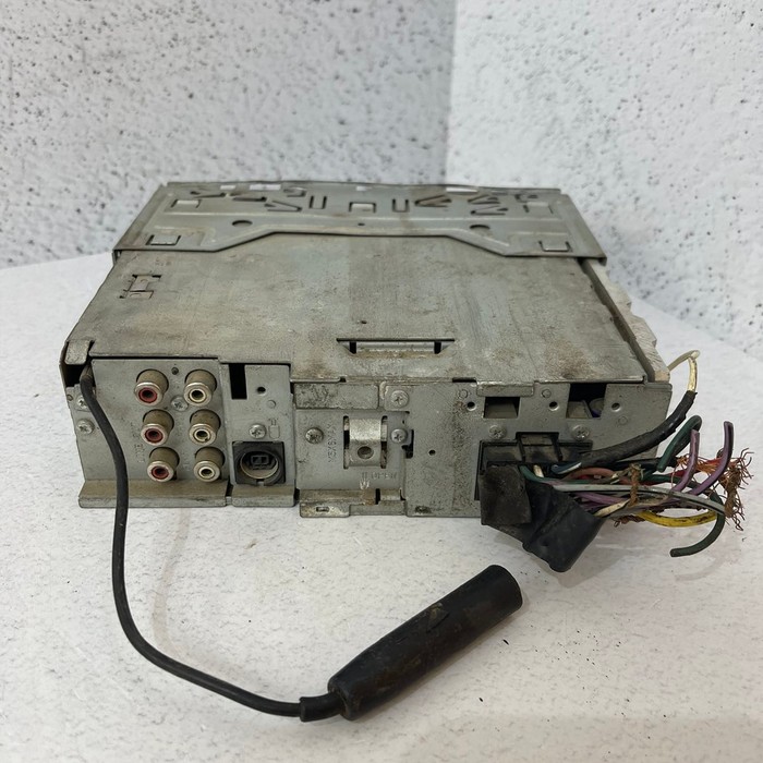 Автомагнитола JVC KD-G747