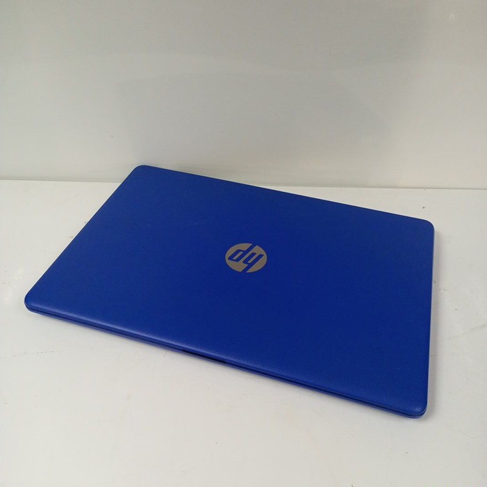 Ноутбук HP 15-bw065ur