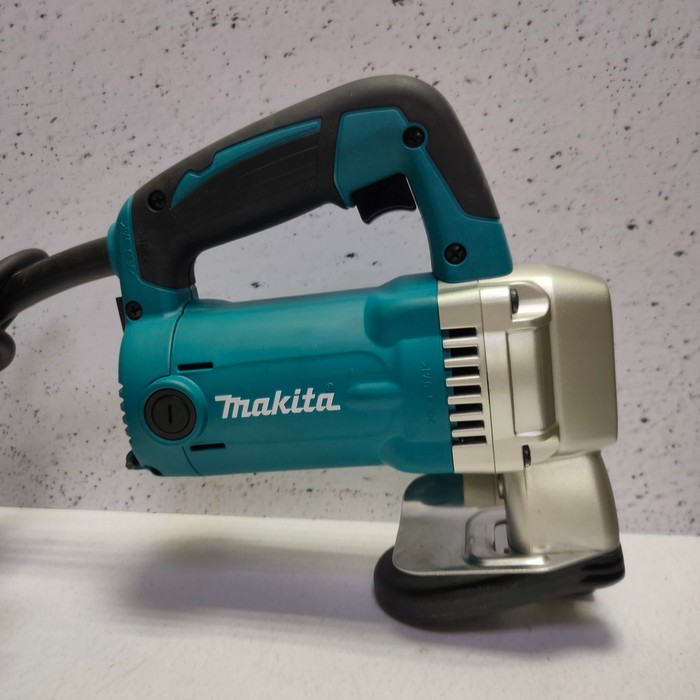 Электроножницы Makita JS3201J