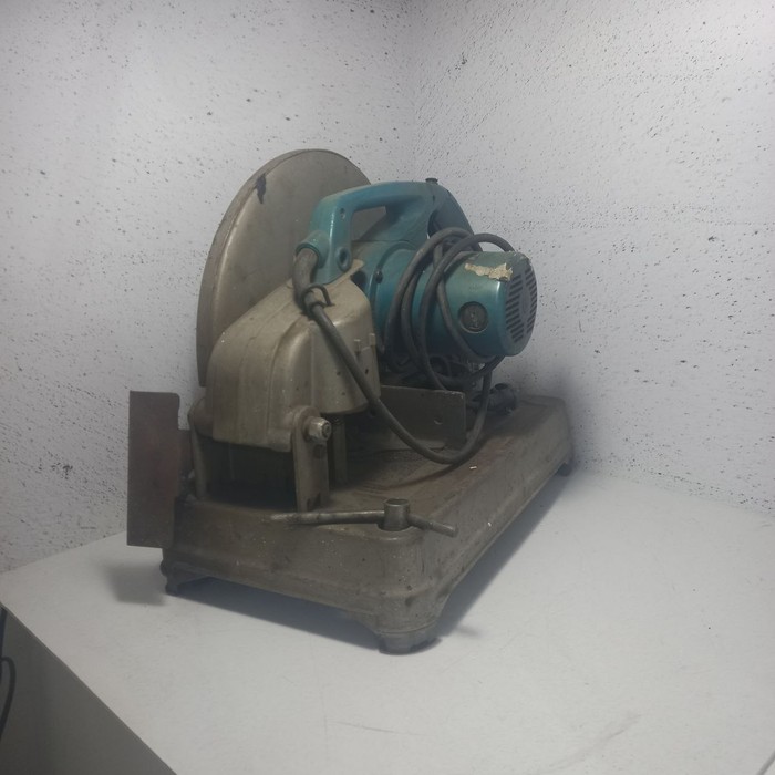 Монтажная пила Makita 2414NB