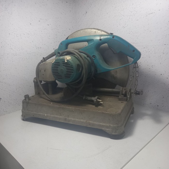 Монтажная пила Makita 2414NB