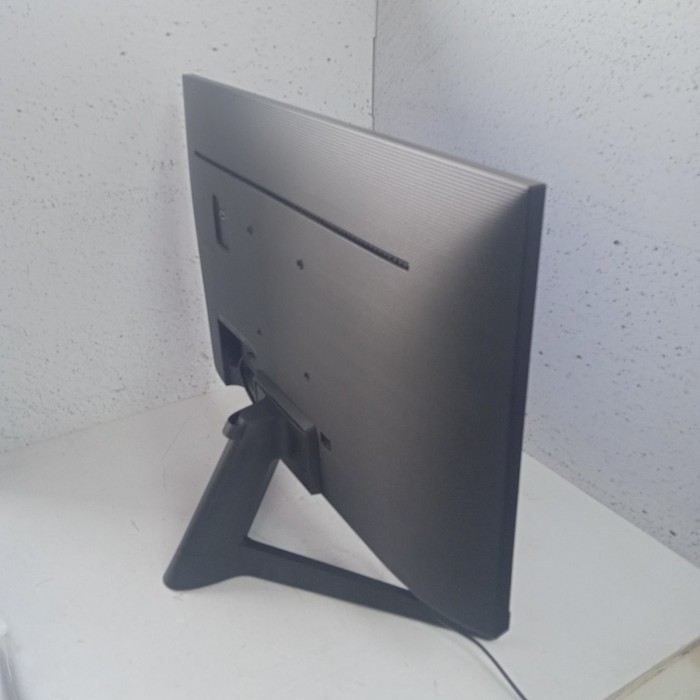 Монитор Samsung M5 S24AM506NI