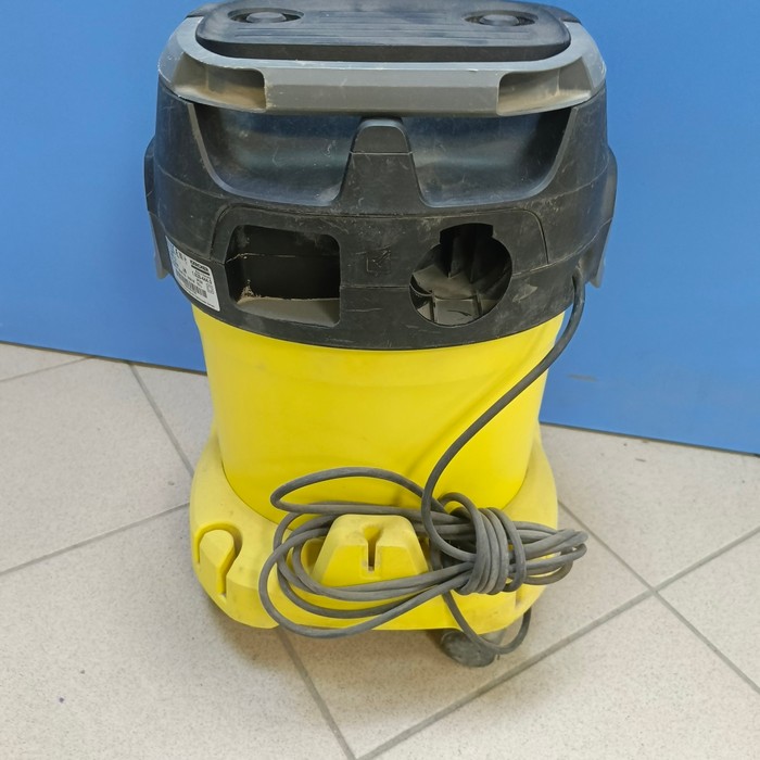 Напольный пылесос KARCHER KWD 3