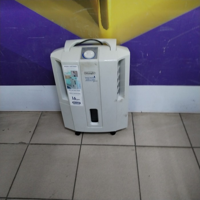 Увлажнитель воздуха Delonghi AriaDry Slim DES 16W