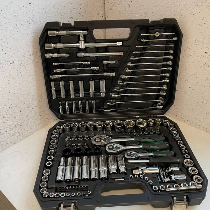 Набор инструментов (большой) Tools 151 предмет