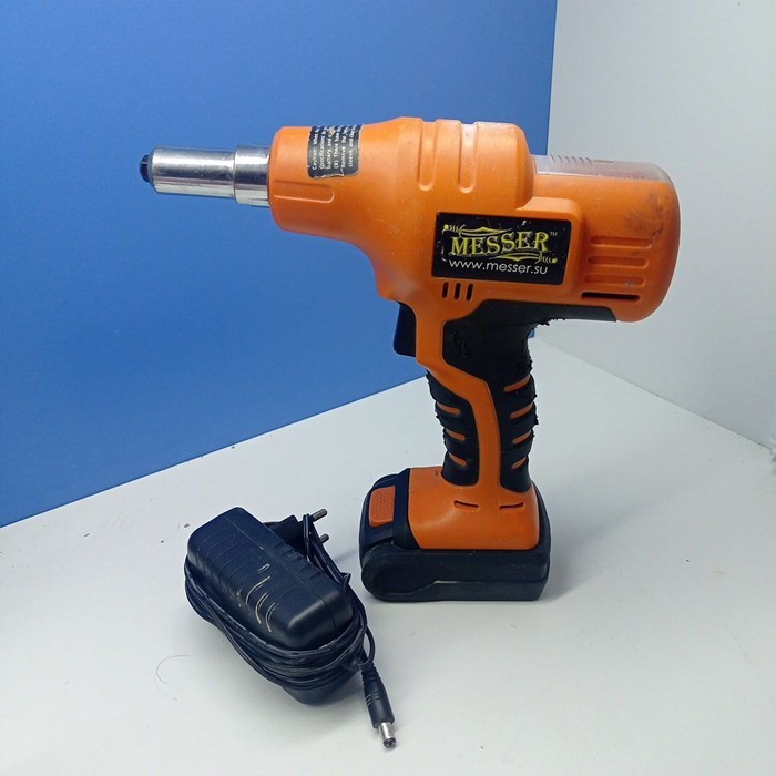 Заклепочник Messer W4560