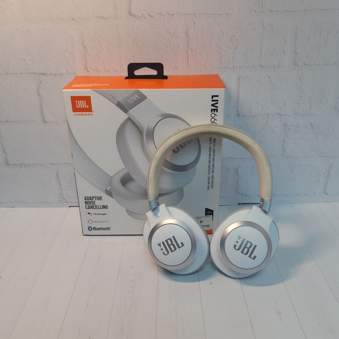 Наушники JBL Live 660NC