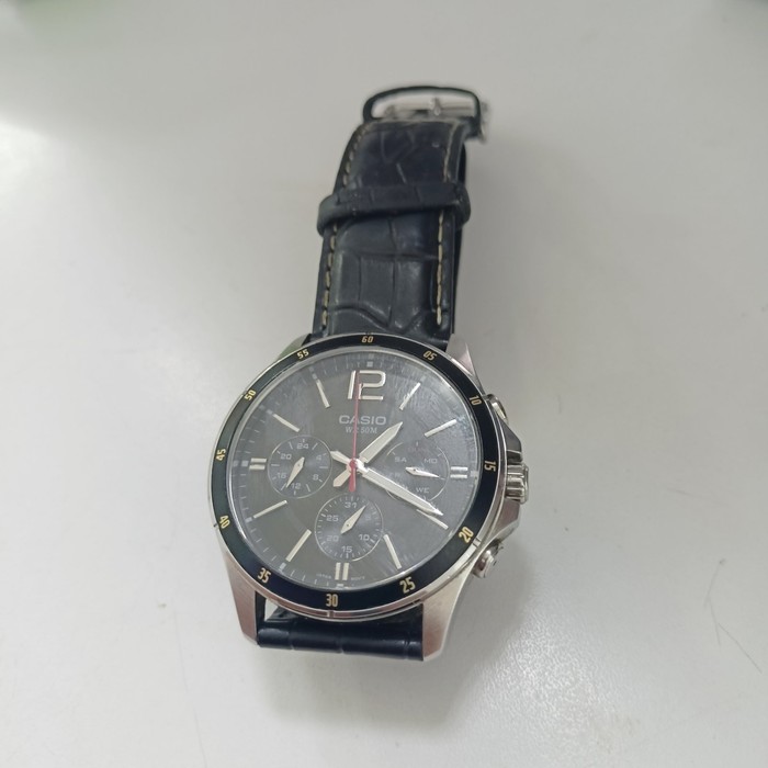 Наручные часы Casio MTP-1374L-1A