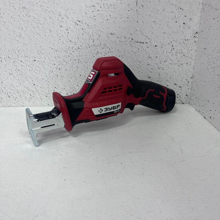 Сабельная пила Зубр СПЛ 125-22