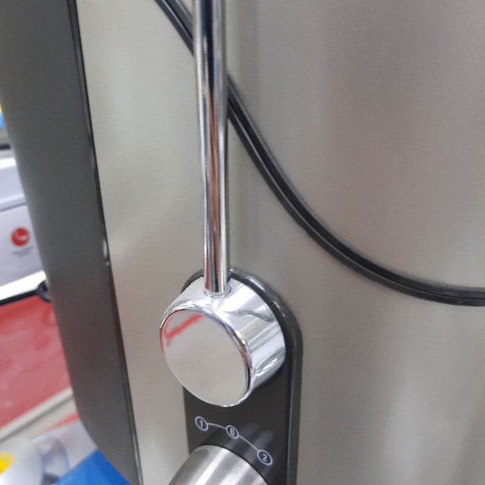 Соковыжималка Vitek VT-3668