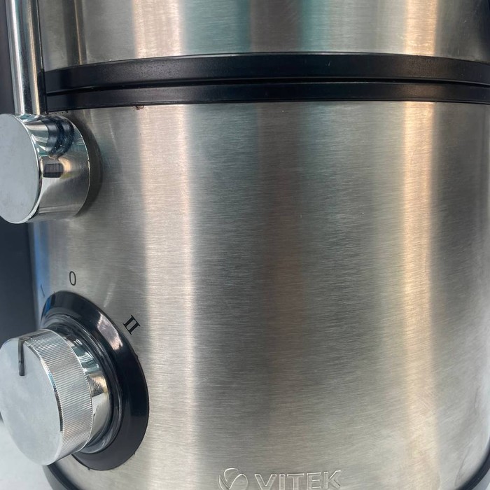 Соковыжималка Vitek VT-3668
