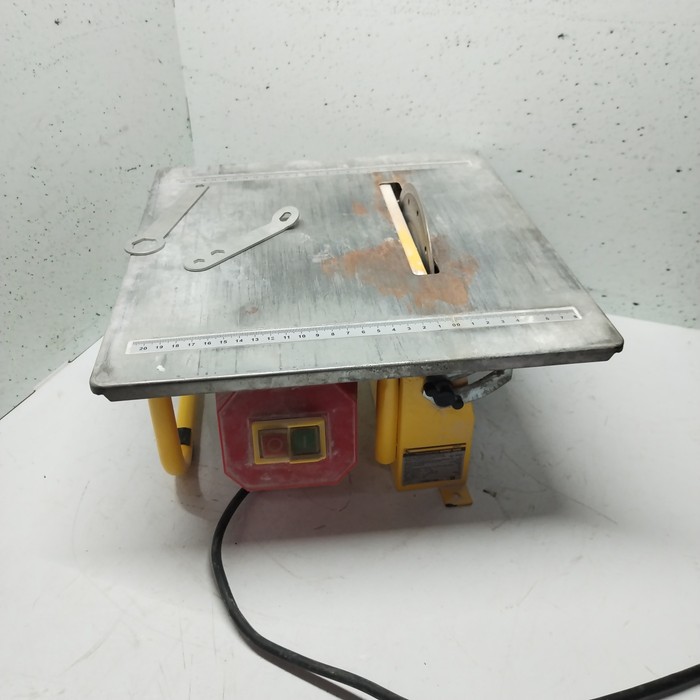 Плиткорез Энкор Корвет 460М