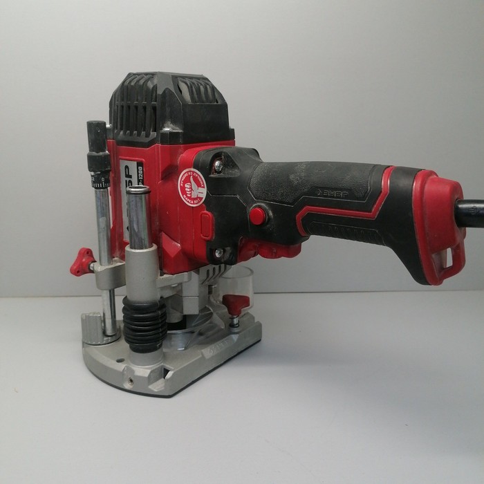 Фрезер ЗУБР ФМР-1200