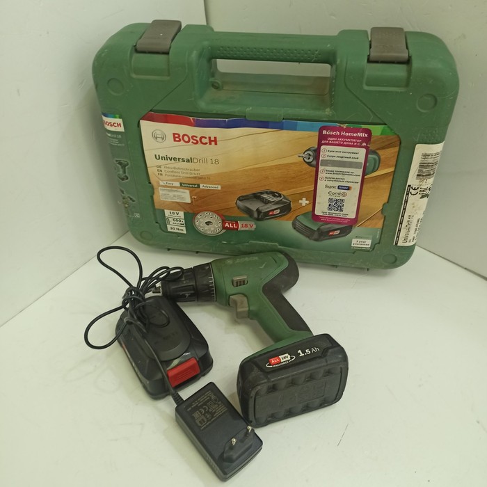 Шуруповерт Bosch UniversalDrill 18