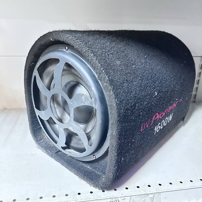 Сабвуфер Pioneer 1600w