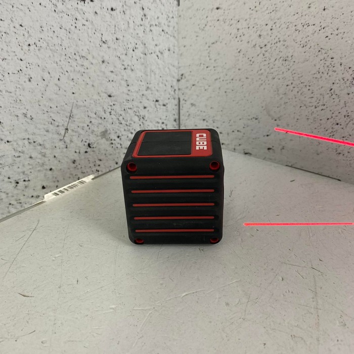 Лазерный уровень Cube Laser class 2